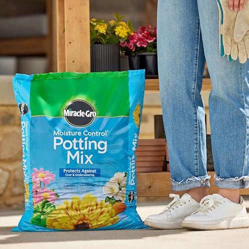 Miracle-Gro Moisture Control Potting Mix, For Container Plants, Protects against Over- and Under-Watering, 8 qt., 2-Pack