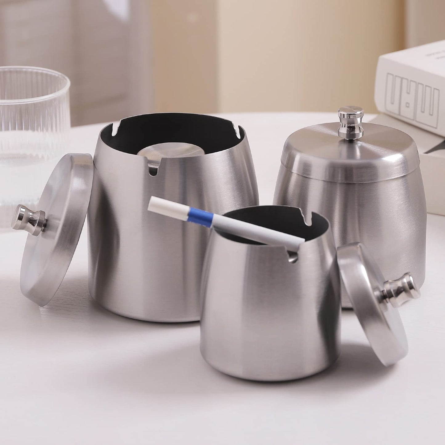 Ashtray with Lid for Cigarette, Stainless Steel Smokeless Odorless Windproof Ashtrays for Home Office Tabletop Outside Patio Outdoor Balcony(3.54"x3.0"x3.38")