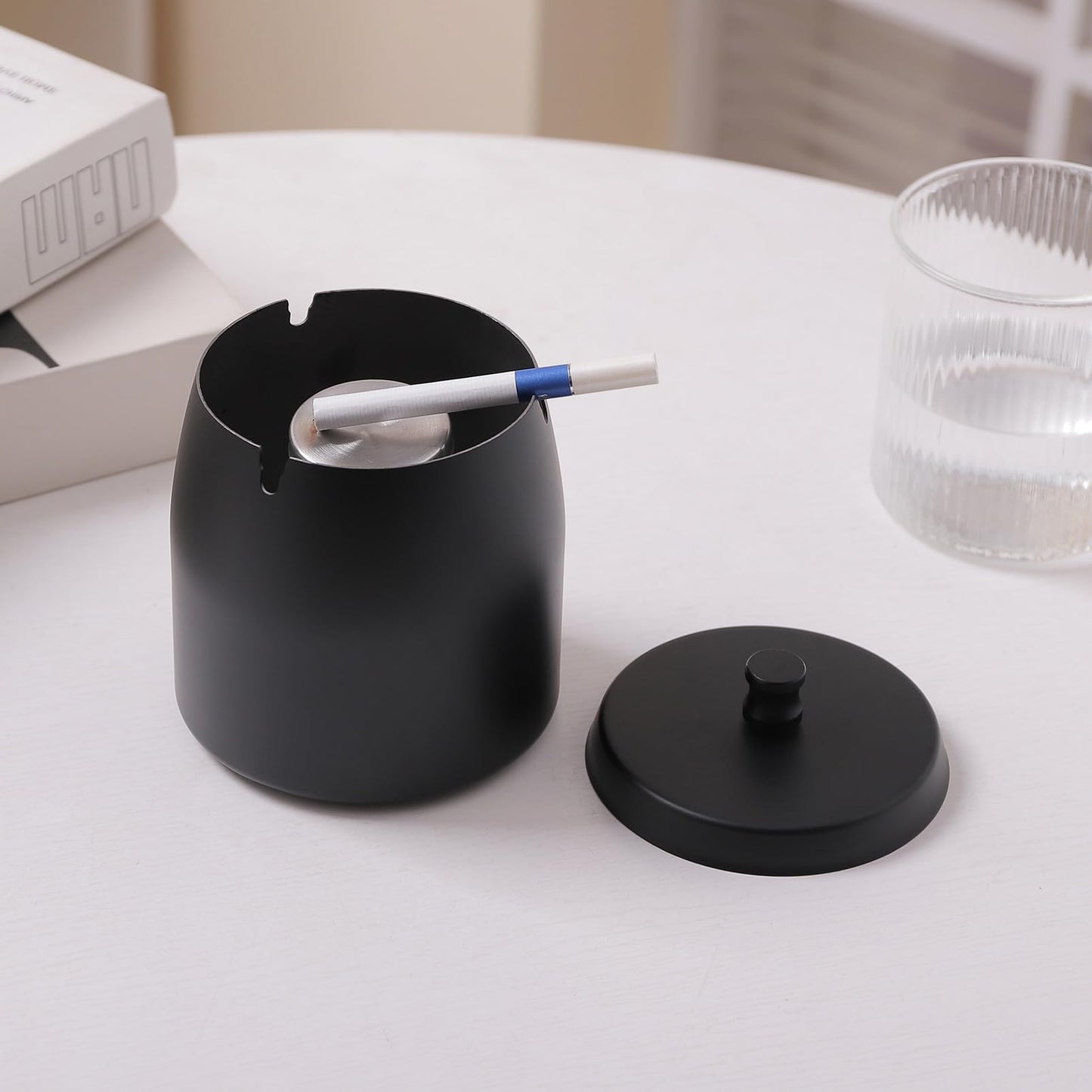 Ashtray with Lid for Cigarette, Stainless Steel Smokeless Odorless Windproof Ashtrays for Home Office Tabletop Outside Patio Outdoor Balcony(3.54"x3.0"x3.38")