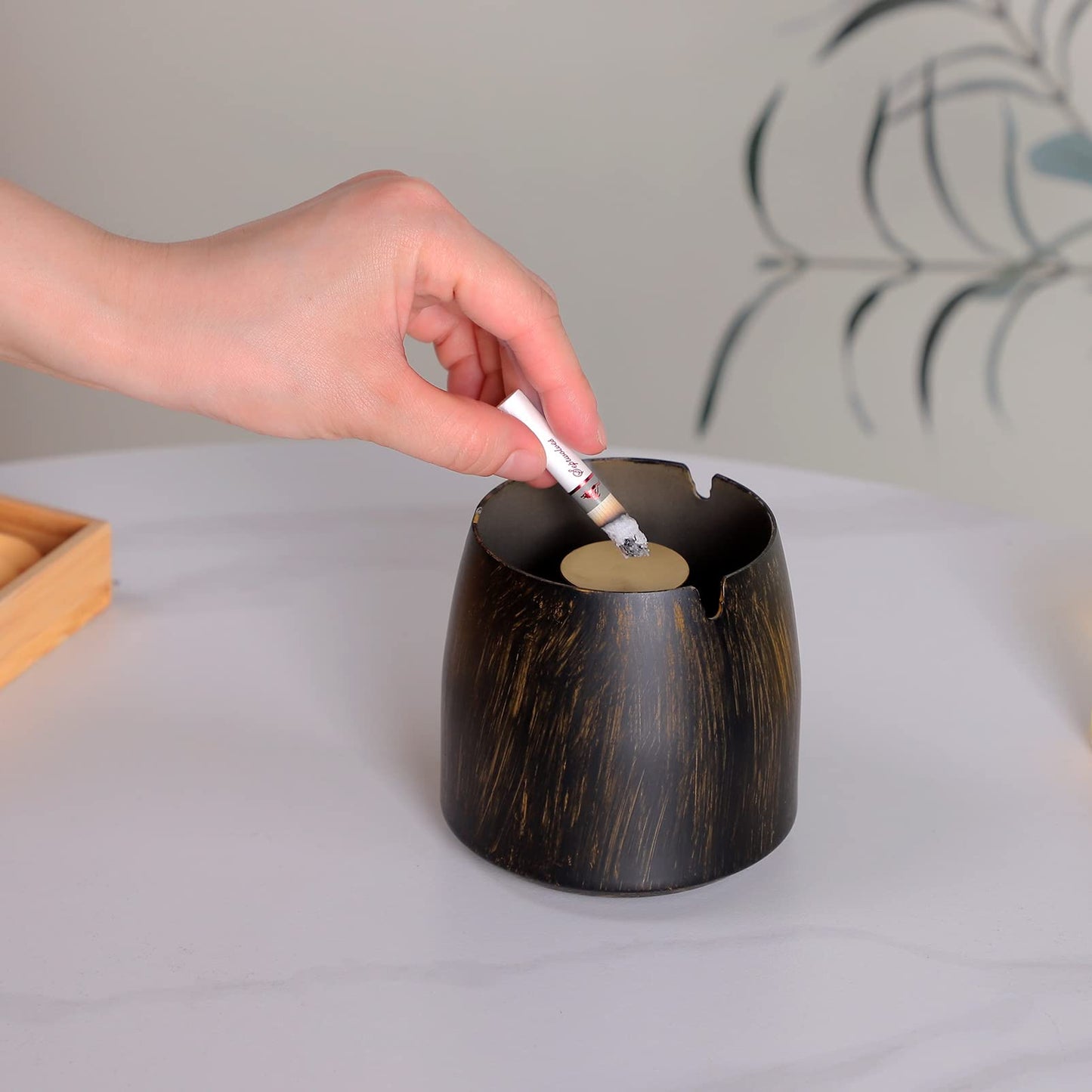 Ashtray with Lid for Cigarette, Stainless Steel Smokeless Odorless Windproof Ashtrays for Home Office Tabletop Outside Patio Outdoor Balcony(3.54"x3.0"x3.38")