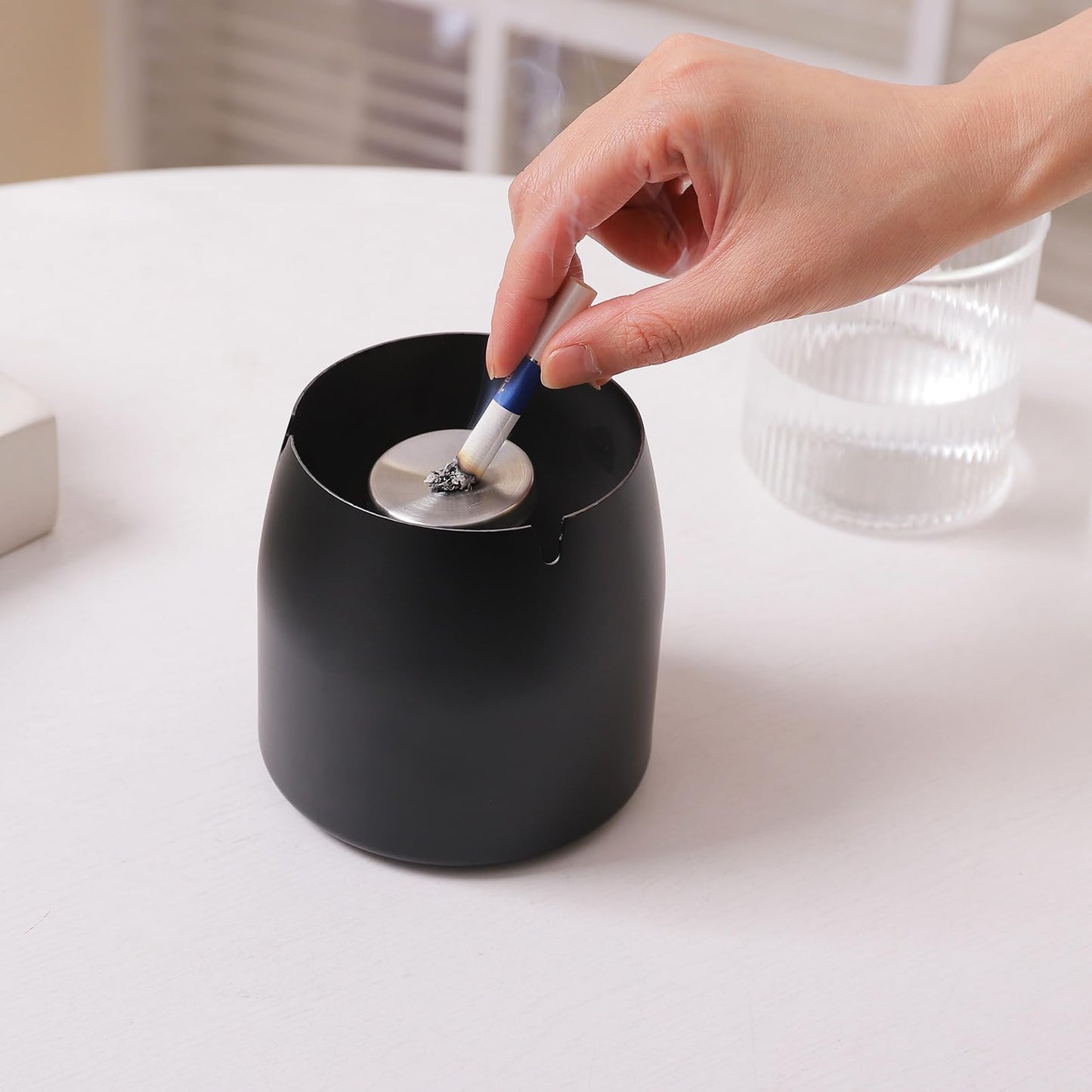 Ashtray with Lid for Cigarette, Stainless Steel Smokeless Odorless Windproof Ashtrays for Home Office Tabletop Outside Patio Outdoor Balcony(3.54"x3.0"x3.38")