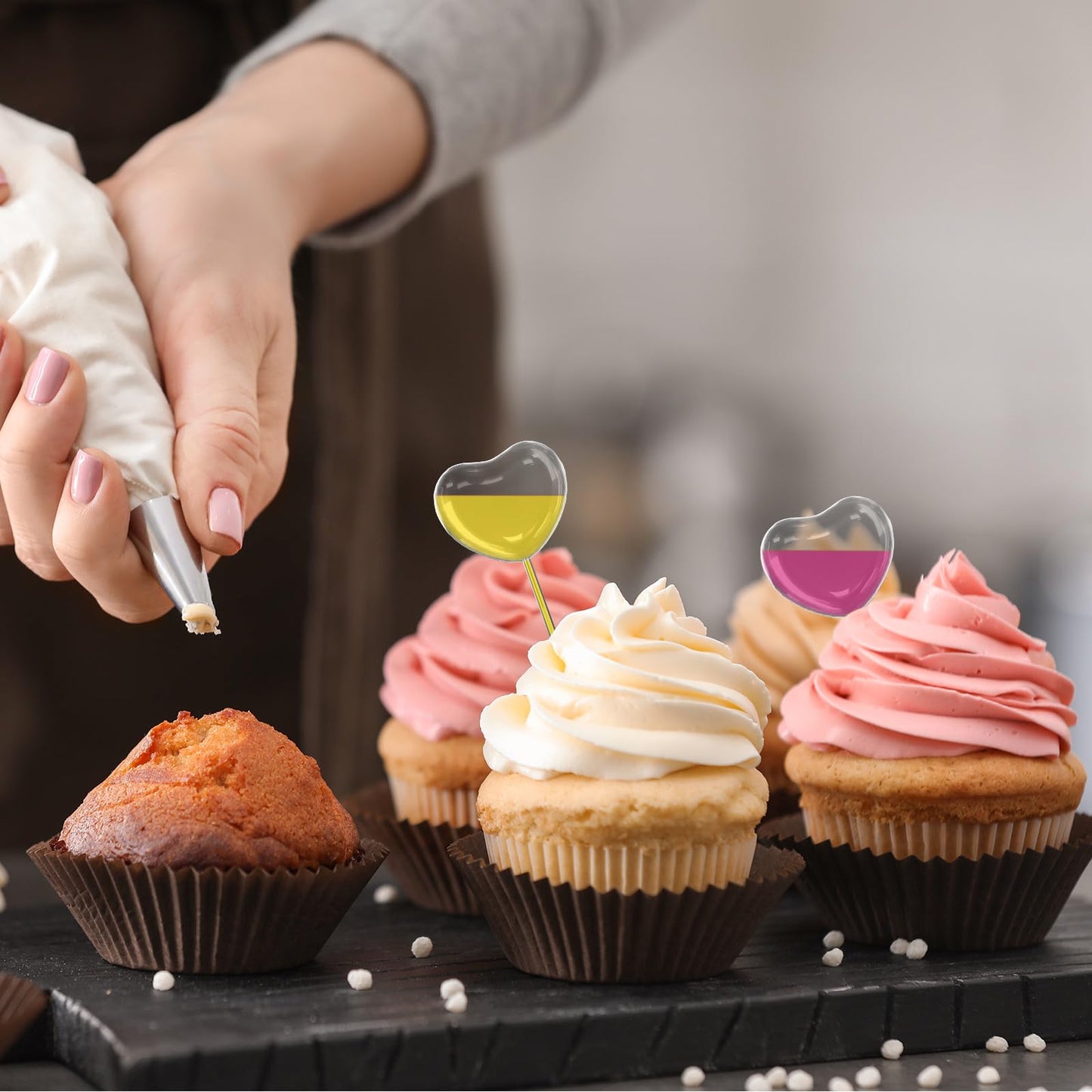 [Heart Style] Vabiooth 50Pcs 4mL Cupcakes Disposable Plastic Transfer Pipettes Liquid Dropper for Chocolate or Strawberries Cupcakes, Ice Cream, Mini Cakes, Waffles, Children's Painting