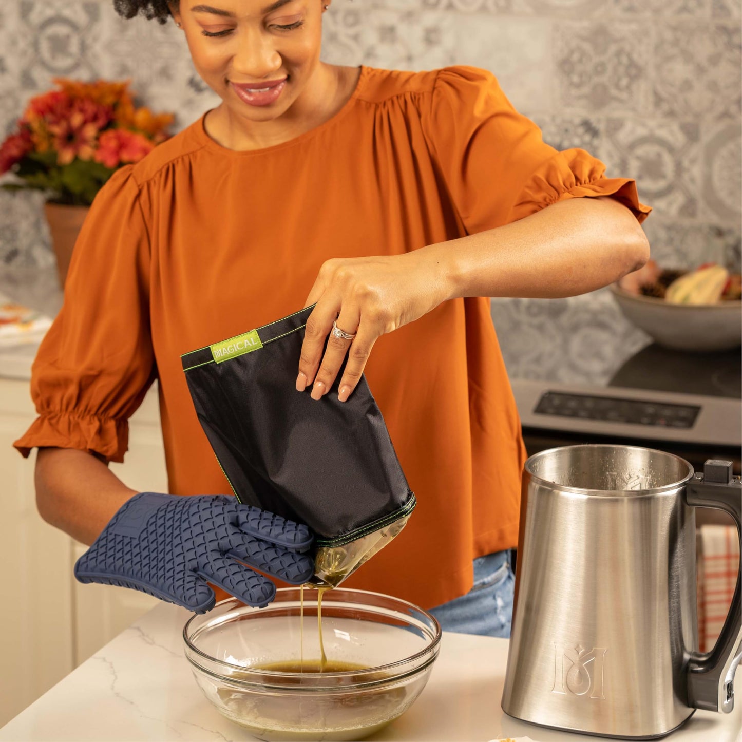 Magical Butter MB2E Machine – Easy Automated Infuser for Oils, Butters, Tinctures & More – Hands-Free Kitchen Botanical Extractor