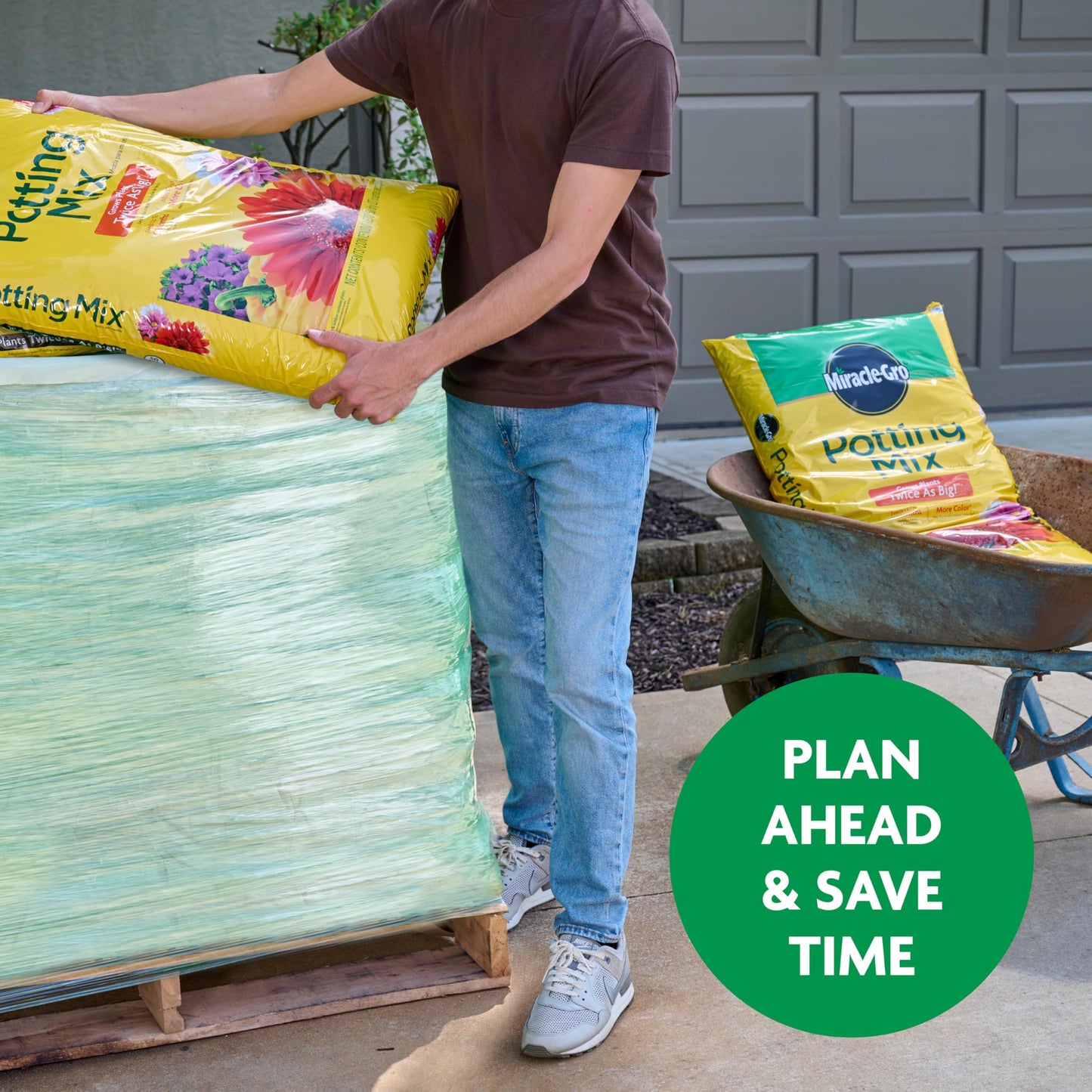 Miracle-Gro Potting Mix, For Container Plants, Flowers, Vegetables, Annuals, Perennials, Shrubs, Feeds for up to 6 Months, 16. qt., 2-Pack